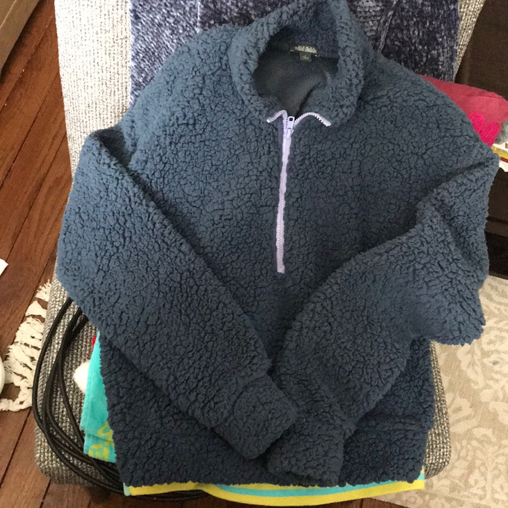 Wild fable crop Sherpa